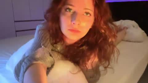Mary online show from August 8, 7:14 pm