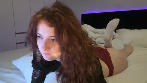 Mary online show from August 9, 7:48 pm