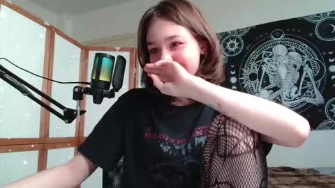 mysterious_toy online show from March 14, 1:28 pm