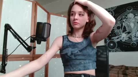 mysterious_toy online show from March 18, 12:44 pm