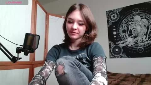 mysterious_toy online show from March 20, 2:20 pm