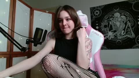 mysterious_toy online show from March 30, 5:20 pm