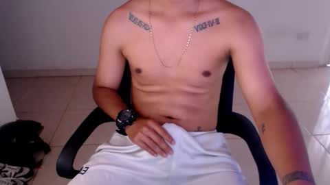 mysteryboy_thin16 online show from May 2, 8:57 pm