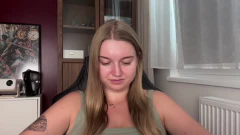Erica online show from August 4, 4:15 pm