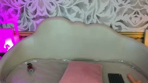 mys online show from August 14, 5:00 am