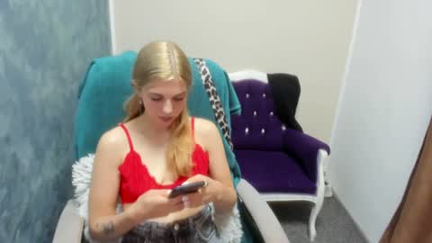 mysticaluna06 online show from July 29, 3:57 am