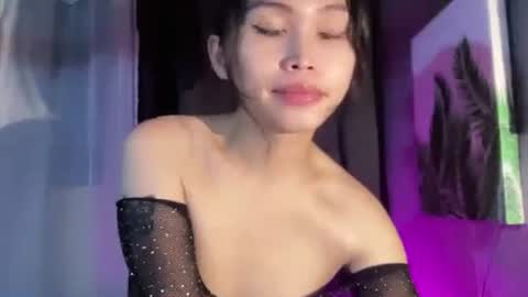 Lucy online show from August 7, 6:52 pm