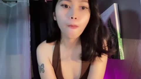 Lucy online show from August 8, 4:01 am