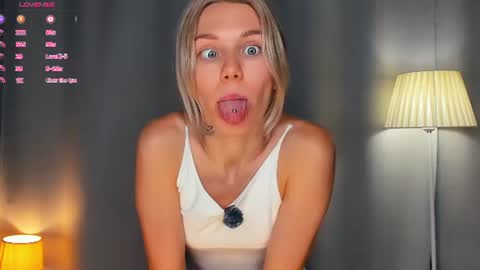 Olivia or just olive online show from August 9, 10:22 pm