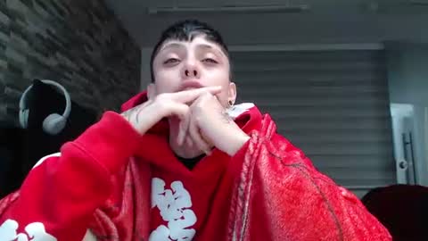 n3utro444 online show from July 15, 1:01 pm
