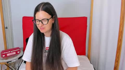 nadiatrue online show from July 1, 8:59 am