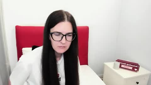 nadiatrue online show from July 20, 3:59 pm