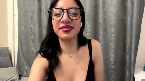 Leya online show from August 11, 6:32 pm