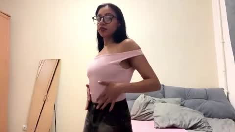 Leya online show from August 15, 5:17 pm