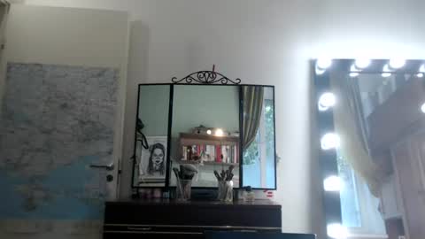 nadyagt online show from August 9, 8:37 am