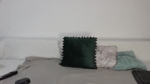 AlecSandra online show from May 22, 3:25 pm