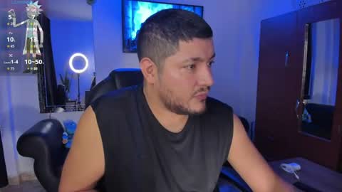 naes_brown online show from August 9, 4:24 am