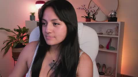 Nahia Paws online show from August 11, 2:13 am