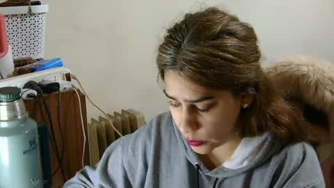 nahiarabiel online show from August 14, 3:37 pm