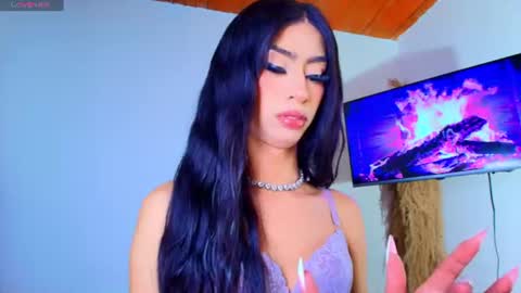 NahiaVictoria  online show from September 6, 5:57 am