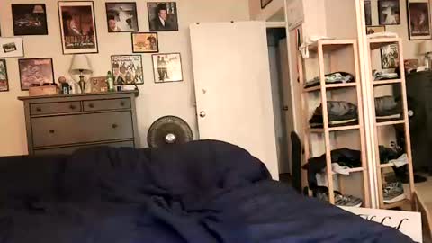 nakedmonkey online show from August 7, 12:21 am