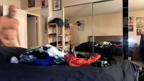 nakedmonkey online show from August 12, 12:57 am