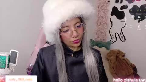 nami_usagi online show from August 11, 4:20 pm