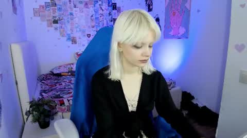 Nana online show from August 13, 12:41 pm