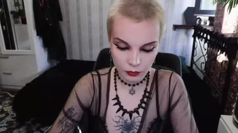Nancy online show from July 19, 3:25 pm