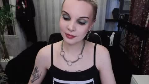 Nancy online show from August 2, 5:42 pm