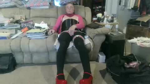 nancyboy_1 online show from April 19, 8:51 pm