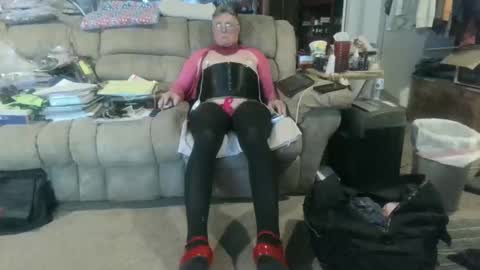 nancyboy_1 online show from April 27, 3:47 am