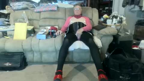 nancyboy_1 online show from June 7, 9:20 pm