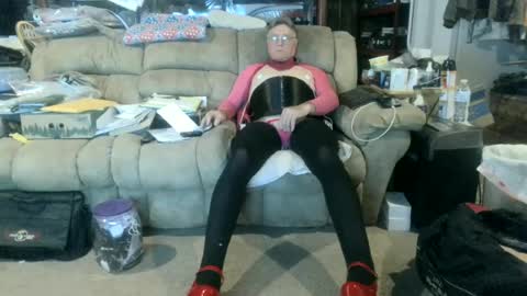 nancyboy_1 online show from June 24, 2:02 am