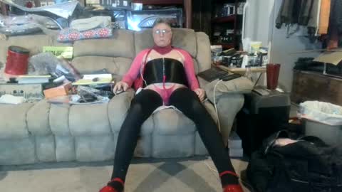 nancyboy_1 online show from August 7, 4:23 am