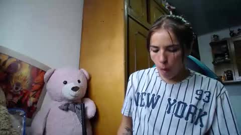 nanna yoshi online show from February 27, 7:44 pm