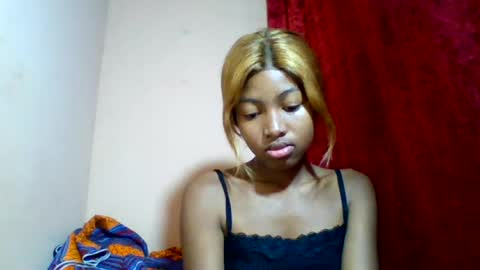nannie02 online show from August 12, 4:31 pm