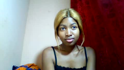nannie02 online show from August 12, 5:37 pm