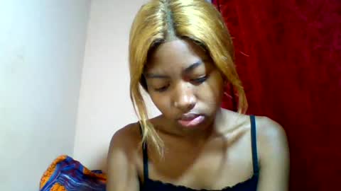 nannie02 online show from August 12, 8:11 pm
