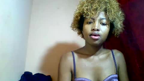 nannie02 online show from August 13, 10:35 pm