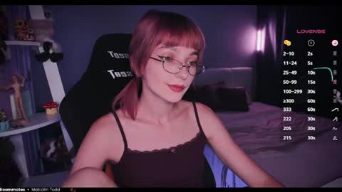NannoNancy online show from August 13, 7:39 pm