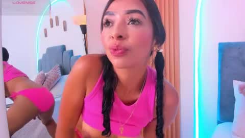 Naomi Lux online show from August 11, 10:12 pm