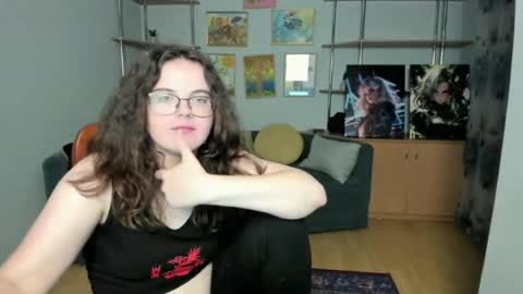 naomi_di online show from August 6, 11:48 pm