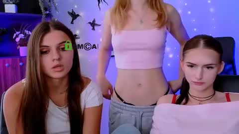 Naomi online show from September 9, 3:53 pm