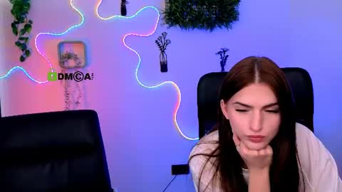Naomi online show from September 10, 12:15 pm