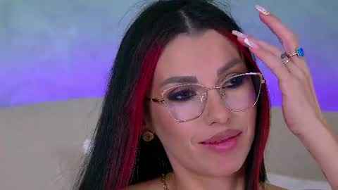 NaomiGold online show from August 14, 11:30 pm