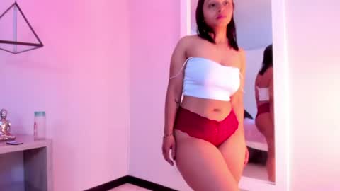 Naomi online show from August 4, 6:43 am
