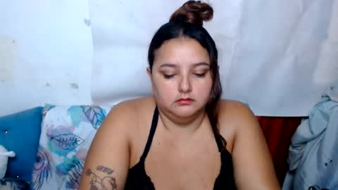 naomiquiin online show from July 27, 1:27 pm