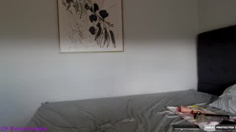 naomirhoades online show from June 12, 4:30 am