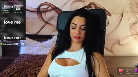 NaomiScarlett online show from August 10, 9:55 am